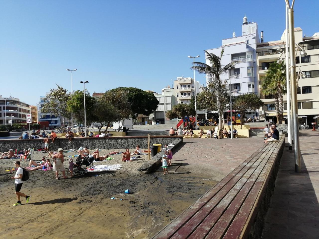 Oceanside Apartment In El Medano Exterior photo